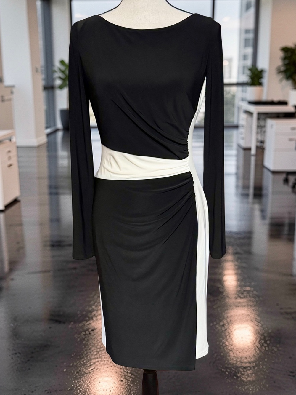 Ralph Lauren Elegant Black and White Ruched Waist Long-Sleeve Dress